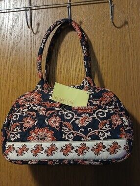 Lemon Hill Quilted Cotton Floral Shoulder Bag/Handbag Navy & Cream